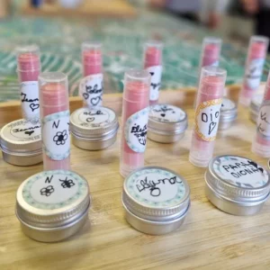 Atelier Stick à lèvres nourrissant et un parfum solide
