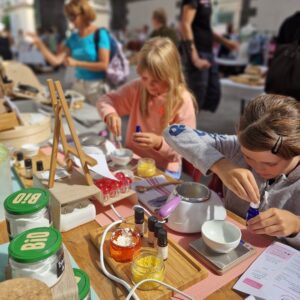 Atelier Stick à lèvres nourrissant et un parfum solide