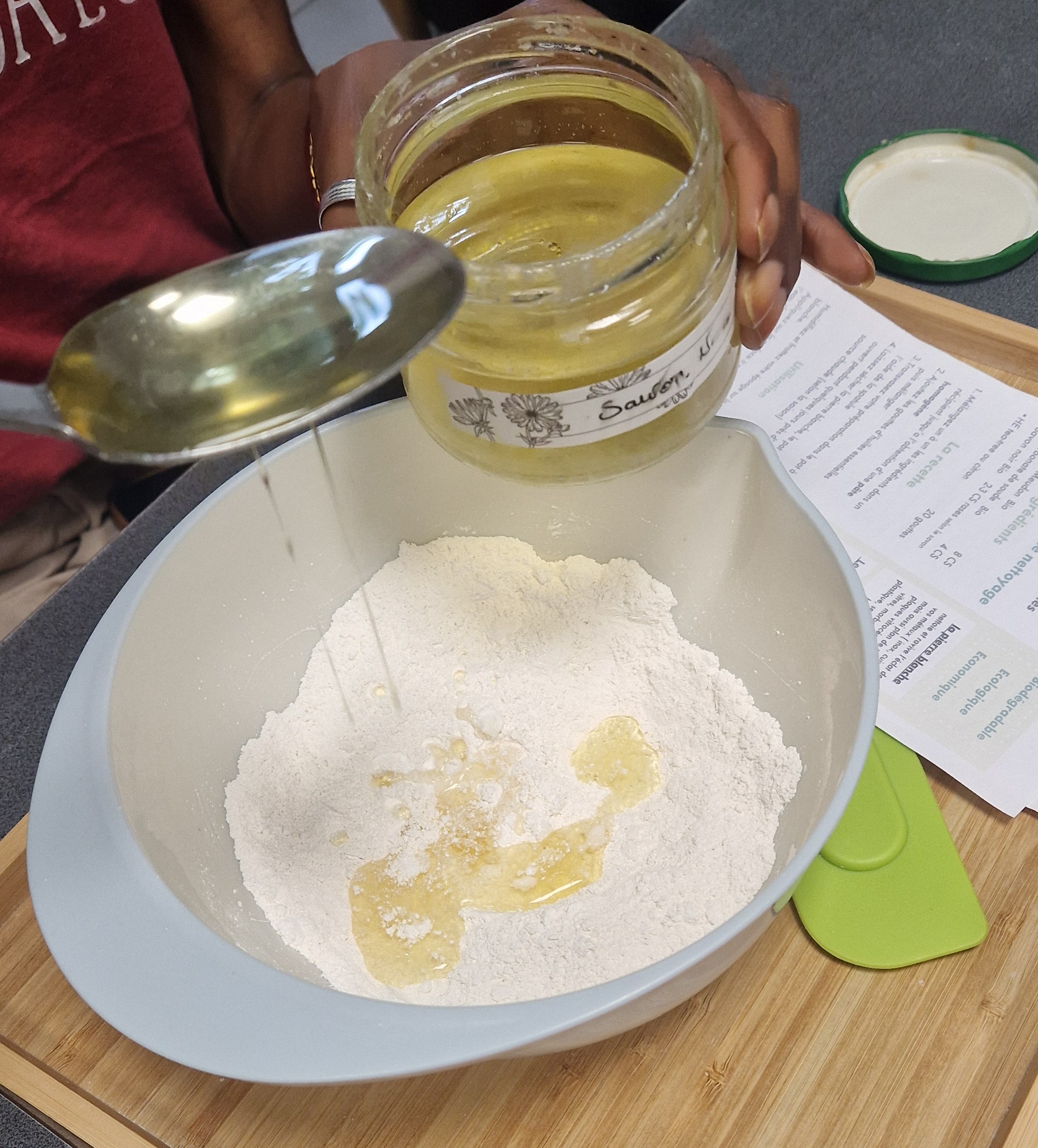 Atelier 2 : fabrication de 2 produits ménagers – Image 3